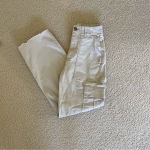 Hollister cargo pants size 24